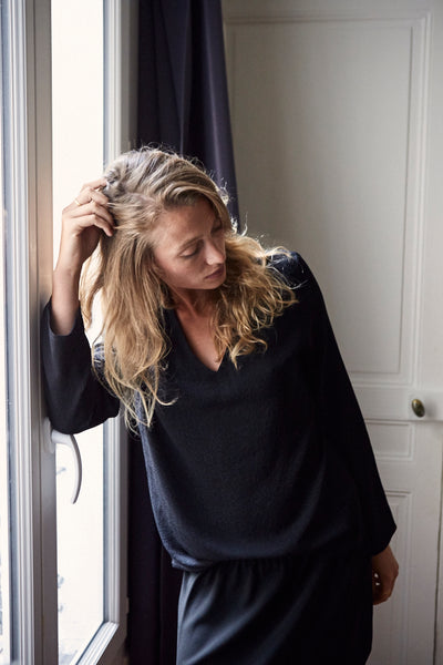 Blouse 02 - Black flower